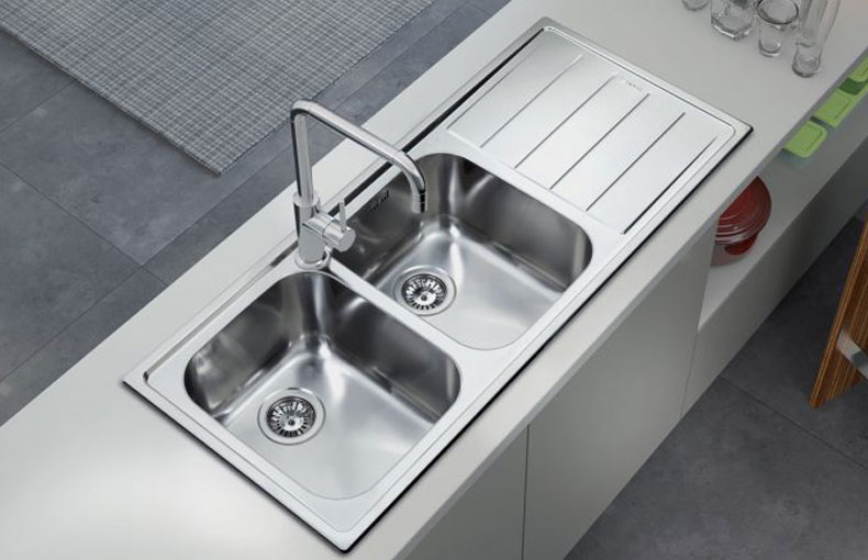 Distribuzione Lavelli Apell Made in Italy